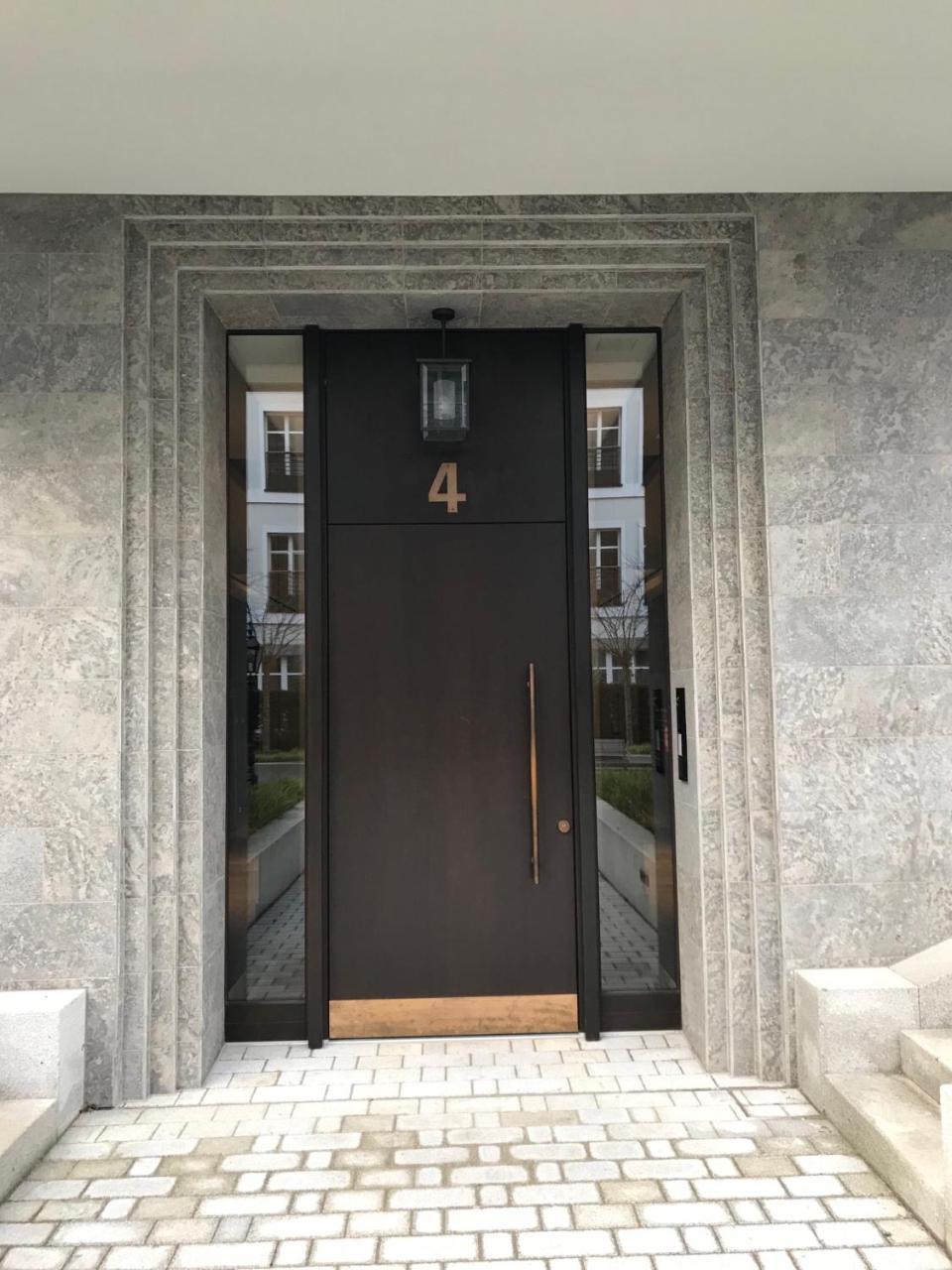 Luxury Apartment In Andreas Quartier Dusseldorf Exterior photo
